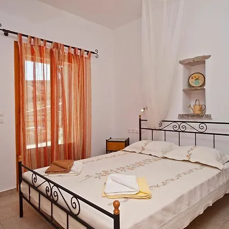 ホテル Hotel Antiparos