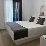 Ξενοδοχείο Αντίπαρος * Αντίπαρος
