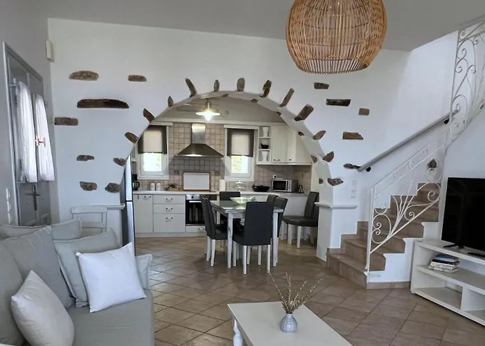 Ξενοδοχείο Αντίπαρος